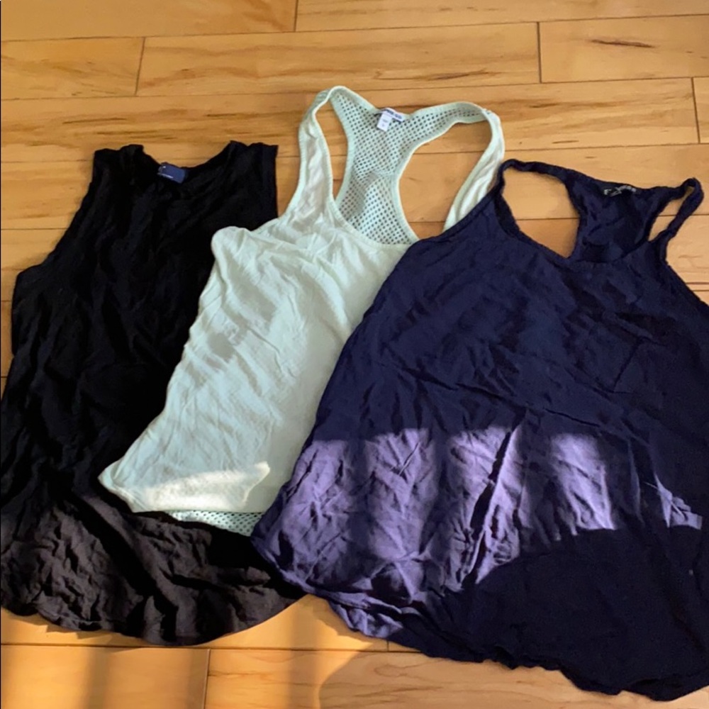 Set of 3 tanks (Express and GAP)